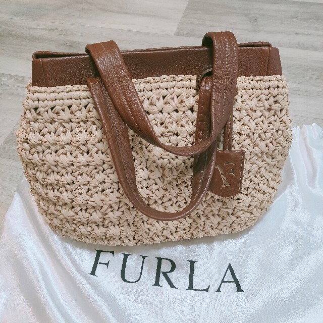 Furla(フルラ)のフルラ　カゴバック レディースのバッグ(かごバッグ/ストローバッグ)の商品写真