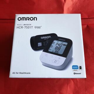OMRON - オムロン 上腕式血圧計 HCR-7501T