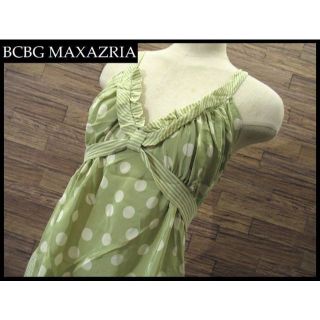 ビーシービージーマックスアズリア(BCBGMAXAZRIA)のBCBG マックスアズリア シルク 100％ ドット柄  ノースリーブ トップス(キャミソール)