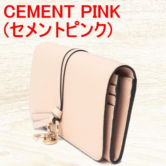 Chloe Alphabet ロングウォレット アルファベット