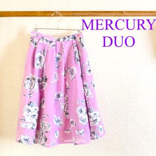 マーキュリーデュオ(MERCURYDUO)の【美品】MERCURYDUOマーキュリーデュオ　フレアスカート　花柄スカート(ひざ丈スカート)