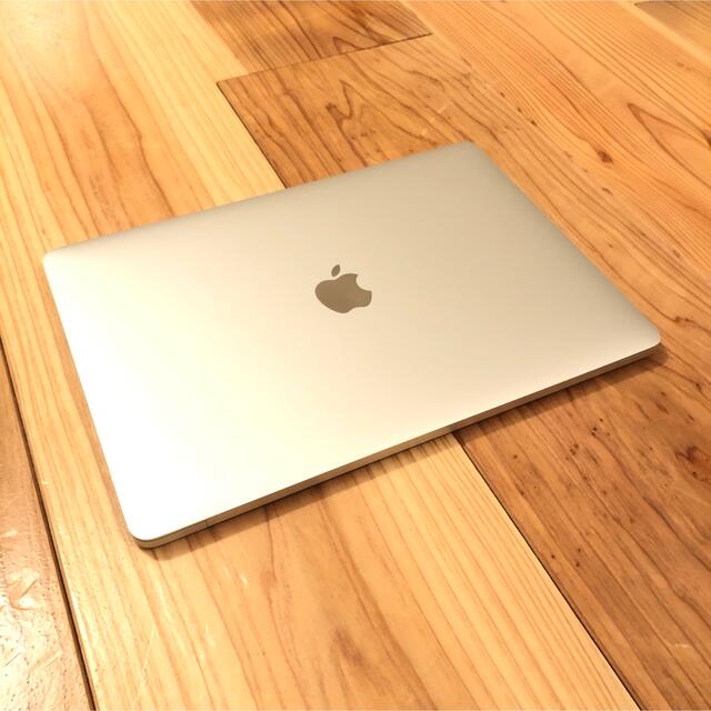 MacBook pro 13インチ 2017 タッチバー搭載！