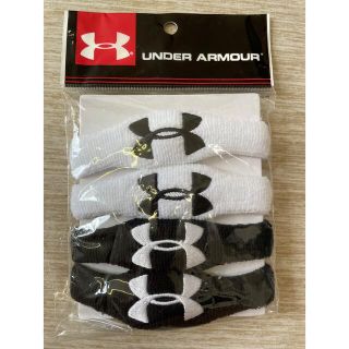 アンダーアーマー(UNDER ARMOUR)の【ひの様専用】リストバンド　アンダーアーマー(バングル/リストバンド)