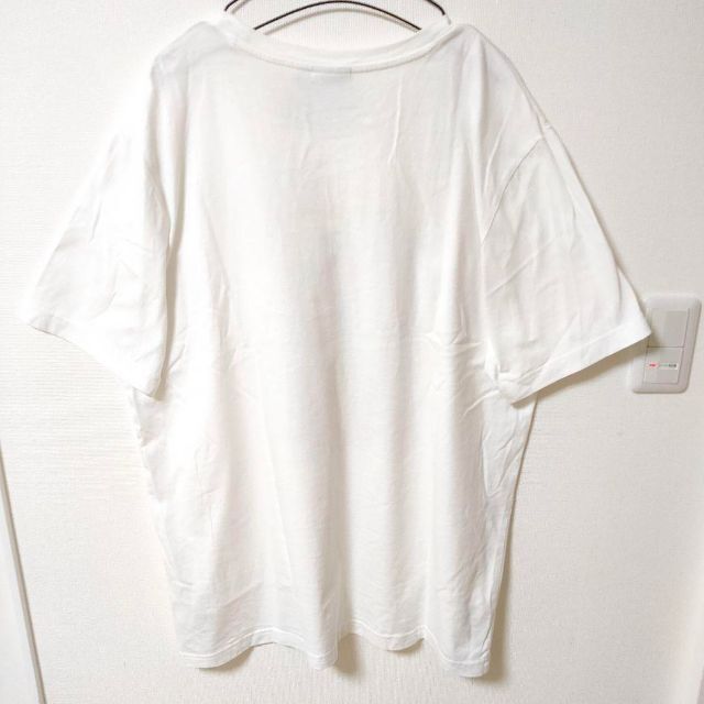 adidas(アディダス)のadidas ホワイト カラフルロゴ 半袖Tシャツ アディダス ゆるダボ メンズ メンズのトップス(Tシャツ/カットソー(半袖/袖なし))の商品写真