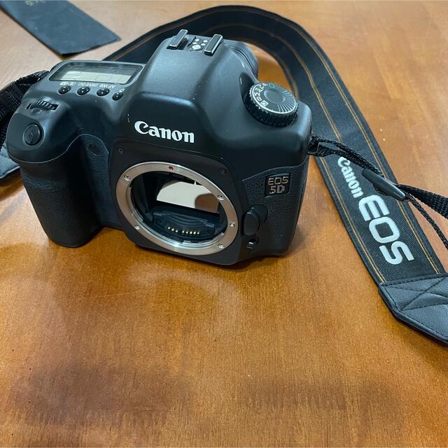 Canon EOS 5D ボディのみ+バッテリー1つ+ソフトケース 4