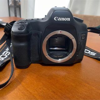 Canon EOS 5D ボディのみ+バッテリー1つ+ソフトケース