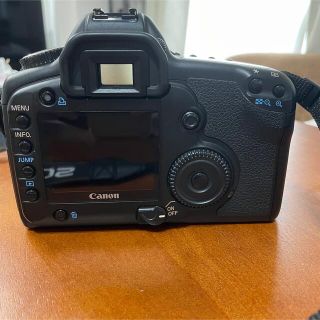 Canon EOS 5D ボディのみ+バッテリー1つ+ソフトケース