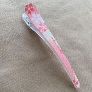 未使用品　★ 和風（桜柄）髪留めクリップ(バレッタ/ヘアクリップ)