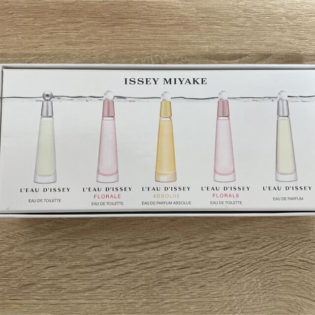 ISSEY MIYAKE(イッセイミヤケ)のイッセイミヤケ　オードトワレ　５本セット コスメ/美容の香水(香水(女性用))の商品写真