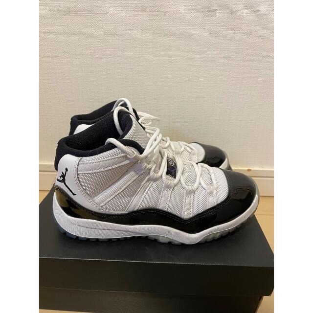 NIKE(ナイキ)のJORDAN 11 RETRO CONCORD PS キッズ/ベビー/マタニティのキッズ靴/シューズ(15cm~)(スニーカー)の商品写真