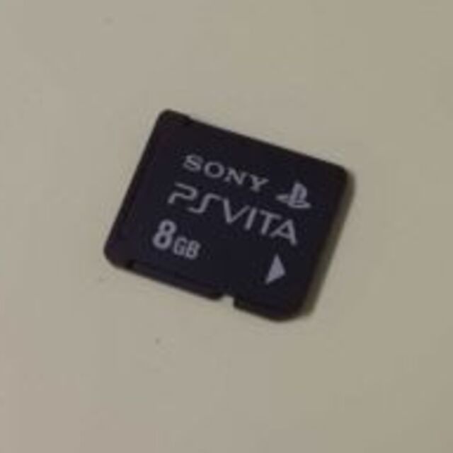 PlayStation Vita(プレイステーションヴィータ)のPSVITA 8GBメモリーカード エンタメ/ホビーのゲームソフト/ゲーム機本体(その他)の商品写真