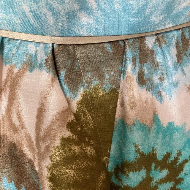 VOICEMAIL(ヴォイスメール)のフラワープリントふんわりスカート レディースのスカート(ひざ丈スカート)の商品写真