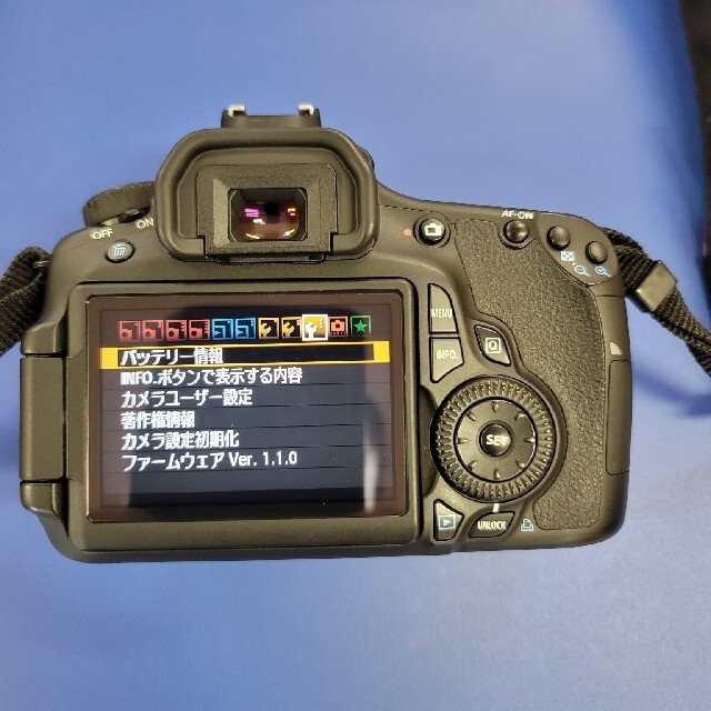 Canon(キヤノン)のCanon eos60D ダブルズームレンズキット　キヤノン イオス60D スマホ/家電/カメラのカメラ(デジタル一眼)の商品写真