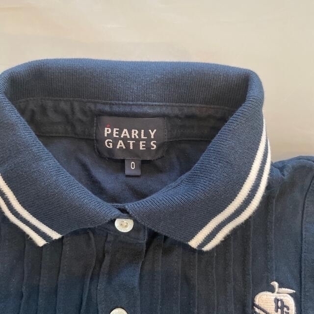 PEARLY GATES(パーリーゲイツ)の上のシャツ！可愛いパーリーゲイツ2枚セット！濃紺とピンク！美品！ レディースのトップス(ポロシャツ)の商品写真