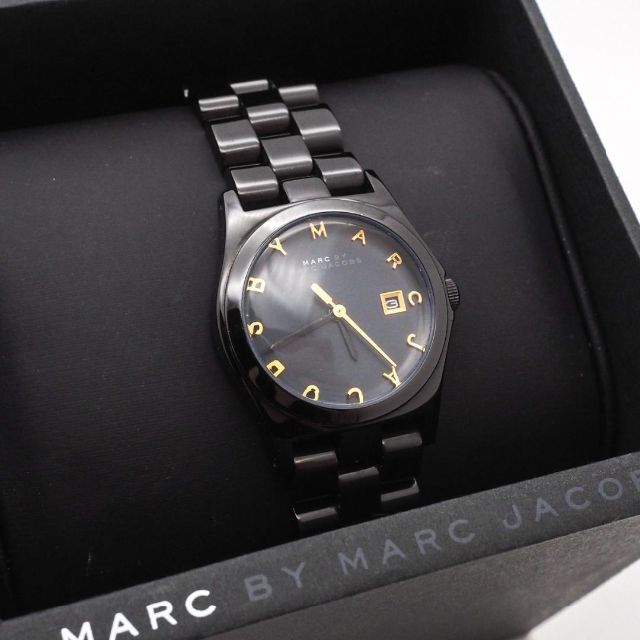 《希少》MARC BY MARC JACOBS 腕時計 ブラック デイト ロゴ