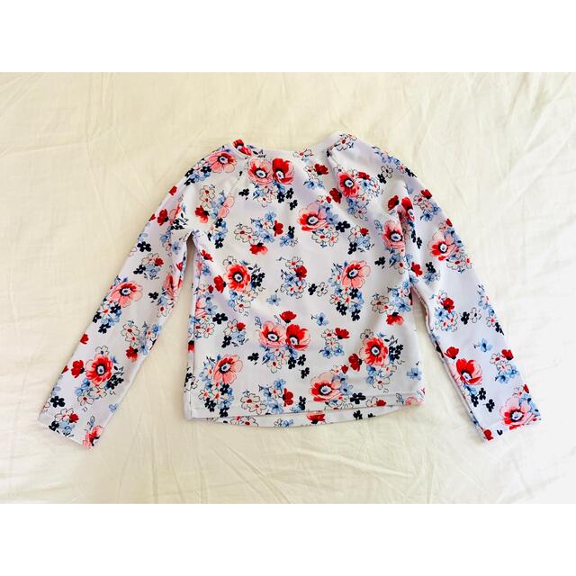 babyGAP(ベビーギャップ)のbaby GAP 花柄ラッシュガード　100-105 4years キッズ/ベビー/マタニティのキッズ服女の子用(90cm~)(水着)の商品写真