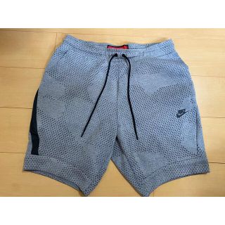 ナイキ(NIKE)のNIKE ハーフパンツ(ショートパンツ)