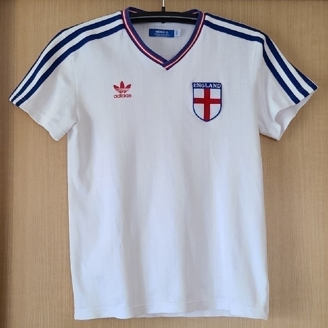 adidas(アディダス)の送料込🌟adidas originals🌟国シリーズ🌟ENGLAND🌟 メンズのトップス(Tシャツ/カットソー(半袖/袖なし))の商品写真