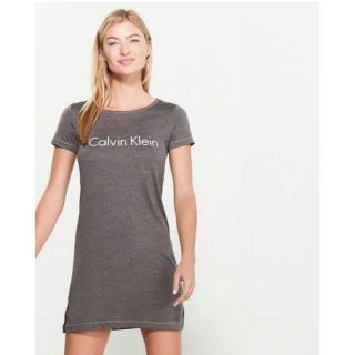 カルバンクライン(Calvin Klein)のカルバンクライン ルームウェア グレー　【新品未使用】(Tシャツ/カットソー(半袖/袖なし))