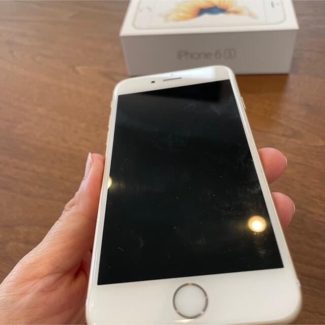 【iPhone 6s 】Gold 64GB KDDI ロック解除済み　本体 4