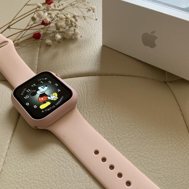 Apple Watch(アップルウォッチ)のピンク ★ アップルウォッチ カバー バンド シリコン Apple watch メンズの時計(ラバーベルト)の商品写真