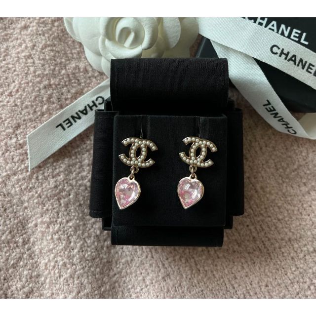 CHANELピアス❤︎ピアス(両耳用)