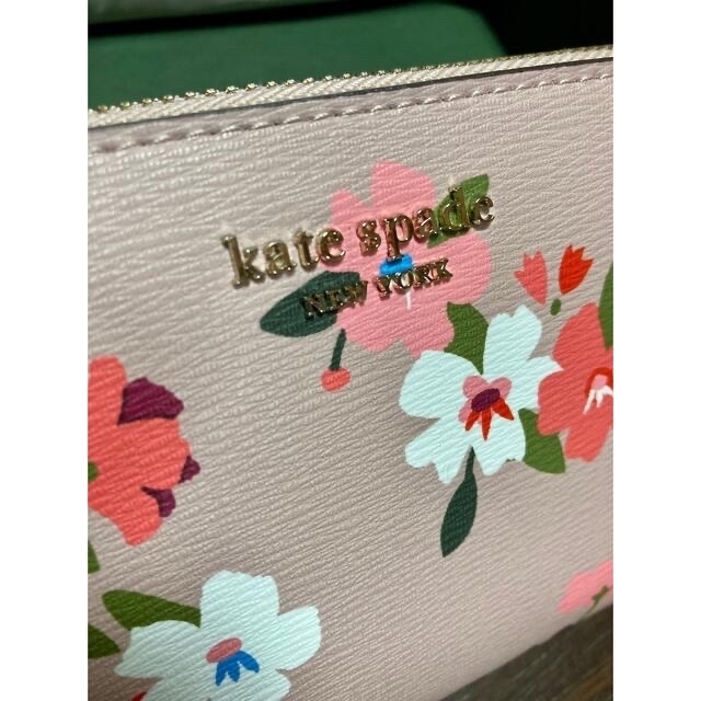 ケイトスペード♪花柄が可愛い長財布