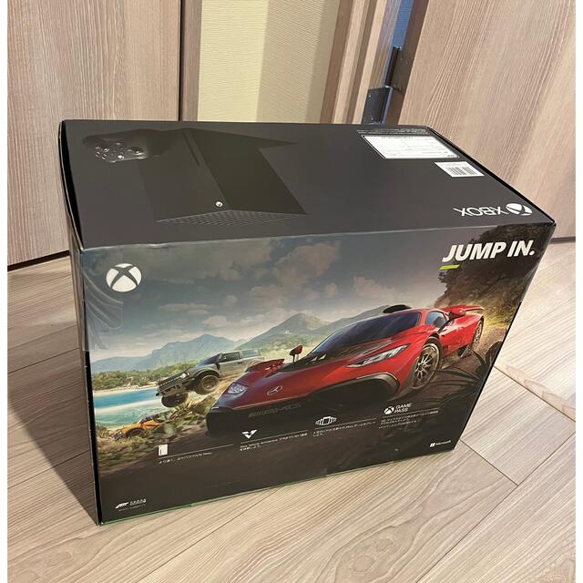 Xbox(エックスボックス)の【新品未開封】Xbox Series X エンタメ/ホビーのゲームソフト/ゲーム機本体(家庭用ゲーム機本体)の商品写真