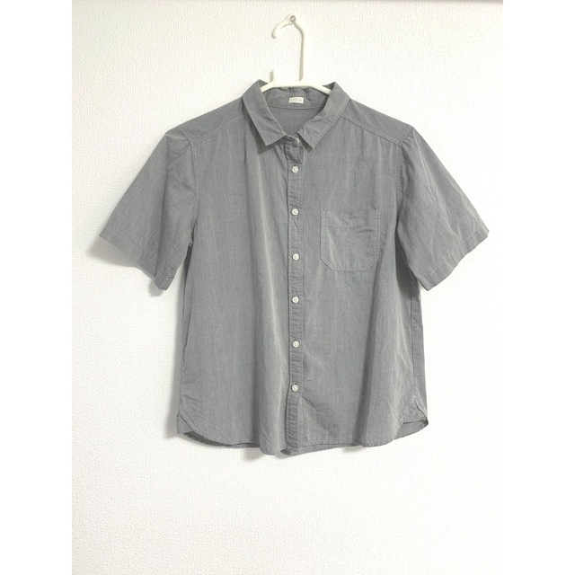 GU(ジーユー)の半袖シャツ レディースのトップス(シャツ/ブラウス(半袖/袖なし))の商品写真