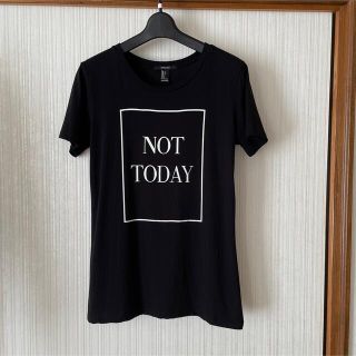 フォーエバートゥエンティーワン(FOREVER 21)のロゴTシャツ(Tシャツ(半袖/袖なし))