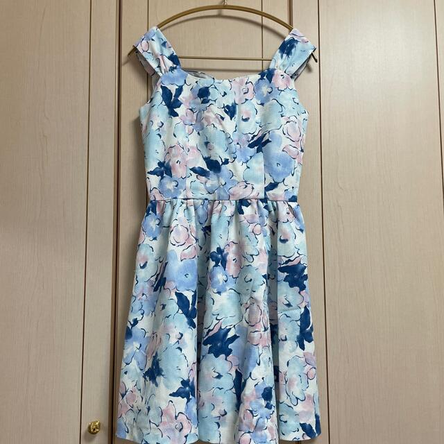 CECIL McBEE(セシルマクビー)のセシルマクビー 花柄ワンピ👗 レディースのワンピース(ミニワンピース)の商品写真