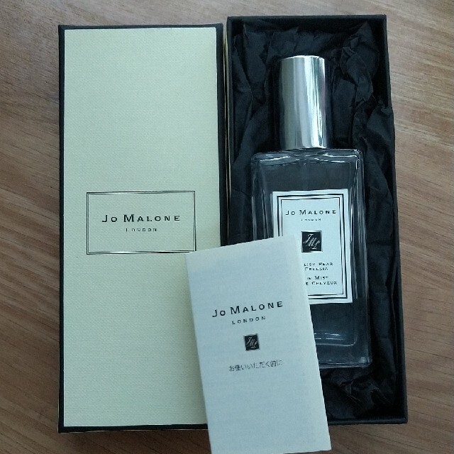 Jo Malone(ジョーマローン)のジョーマローンイングリッシュペアー＆フリージアヘアミスト コスメ/美容のヘアケア/スタイリング(ヘアウォーター/ヘアミスト)の商品写真