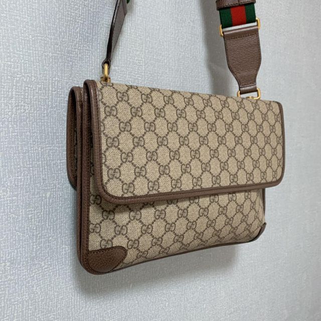 GUCCI GGスプリーム シェリーライン キャットヘッド ショルダーバック