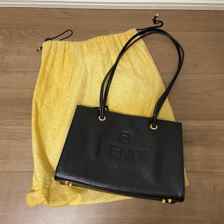 フェンディ ショルダーバッグの通販 5,000点以上 | FENDIを買うならラクマ