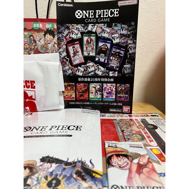 ONE PIECE(ワンピース)のmeet the ONE PIECE CARD GAME 25周年 エンタメ/ホビーのアニメグッズ(カード)の商品写真