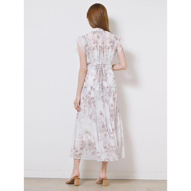 SNIDEL - 新品✳︎SNIDEL スナイデル プリーツプリントワンピースの ... 新品✳︎SNIDEL スナイデル プリーツプリントワンピース