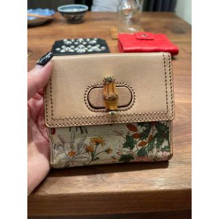 グッチ(Gucci)のグッチ　二つ折り財布(財布)