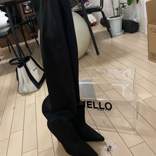 Yellow boots(イエローブーツ)の高級感　YELLO 超ニーハイブーツ　新品未使用 レディースの靴/シューズ(ブーツ)の商品写真