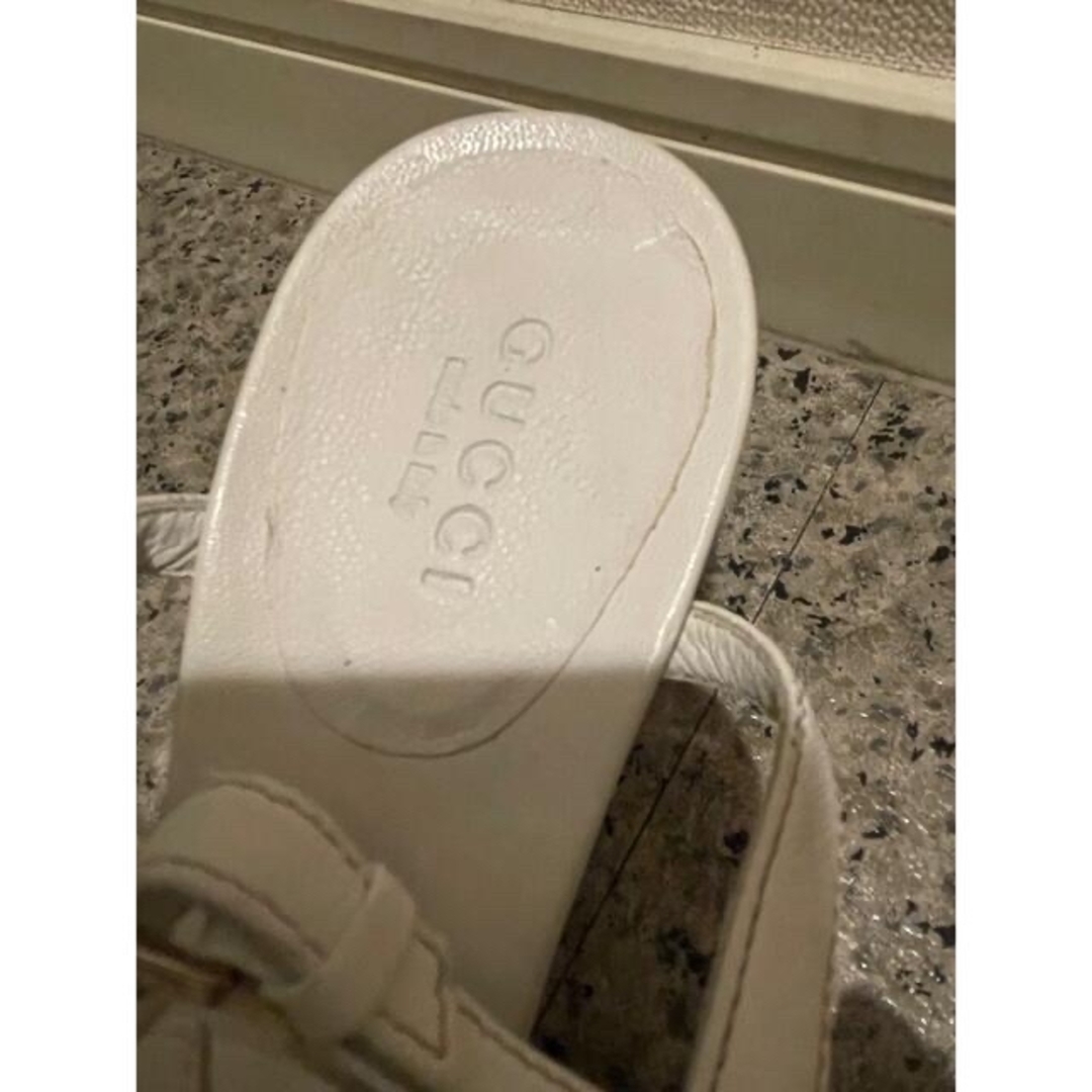 Gucci(グッチ)の【新品】GUCCI サンダル　35C 日本サイズ22.5cm レディースの靴/シューズ(サンダル)の商品写真