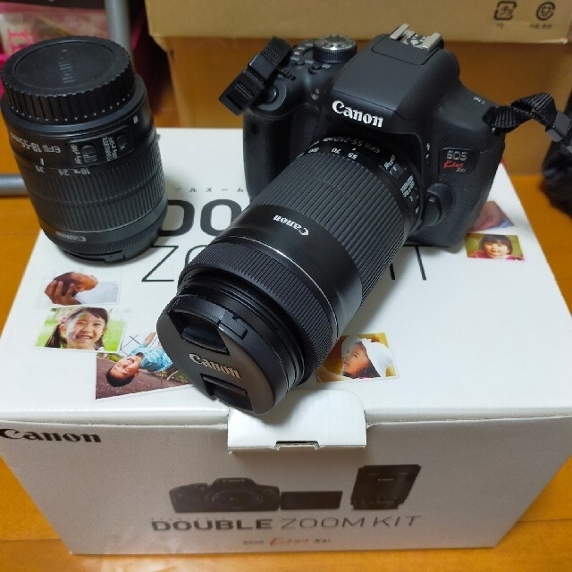 名作 Canon - Canon EOS ダブルズームキット X8i KISS デジタル一眼