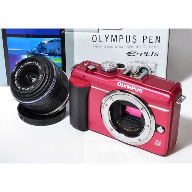 OLYMPUS(オリンパス)の★鮮やかなレッド★E-PL1s レンズキット★保証付き★ スマホ/家電/カメラのカメラ(ミラーレス一眼)の商品写真