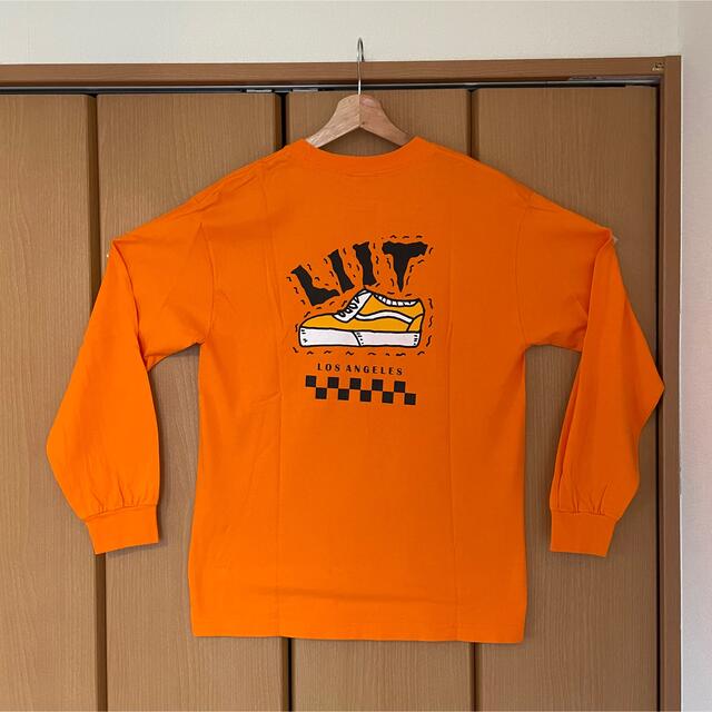 VANS(ヴァンズ)のVANS スニーカーモチーフ　L/S TEE オレンジ　Mサイズ メンズのトップス(Tシャツ/カットソー(七分/長袖))の商品写真