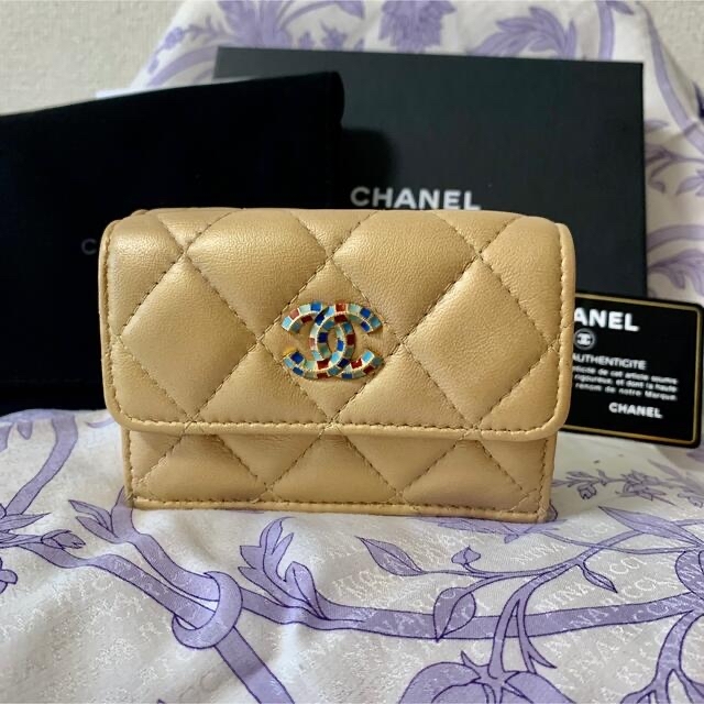 【レア】CHANEL シャネル カラフルココ マトラッセ 折り財布 ゴールド