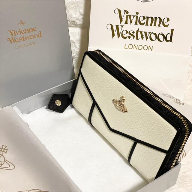 Vivienne Westwood(ヴィヴィアンウエストウッド)の【新品】ヴィヴィアンウエストウッドブラックラインスタイリッシュ レディースのファッション小物(財布)の商品写真