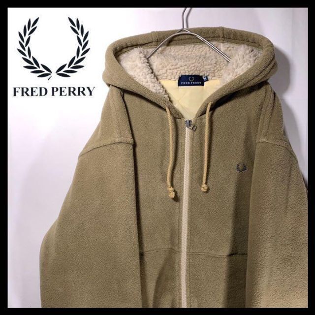 FRED PERRY(フレッドペリー)のFRED PERRY フレッドペリー ボアフリース コート フード ベージュ M メンズのジャケット/アウター(ダッフルコート)の商品写真