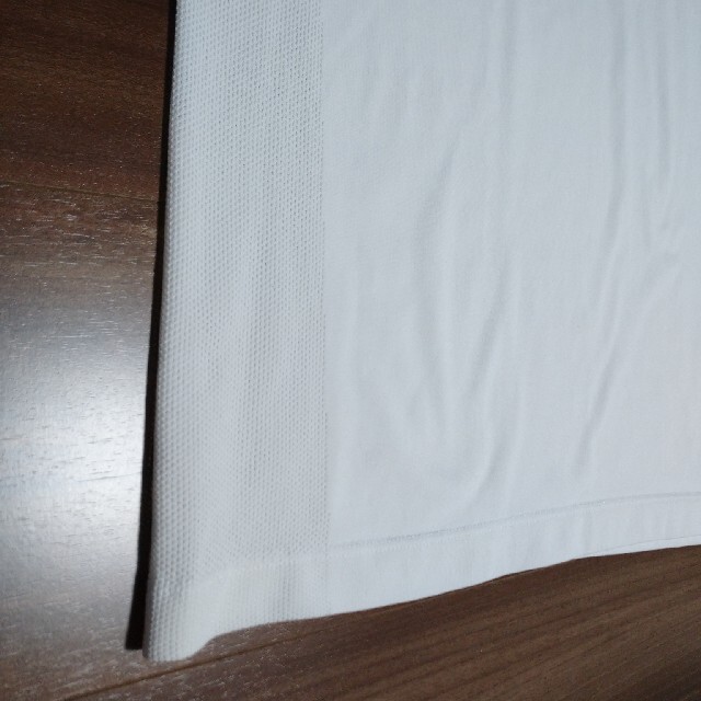 UNIQLO(ユニクロ)のまぁ助様専用  UNIQLO 白Tシャツ シンプル メンズのトップス(Tシャツ/カットソー(半袖/袖なし))の商品写真