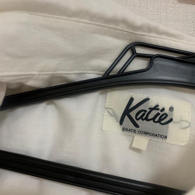 Katie(ケイティー)のKatie ブラウス レディースのトップス(シャツ/ブラウス(半袖/袖なし))の商品写真