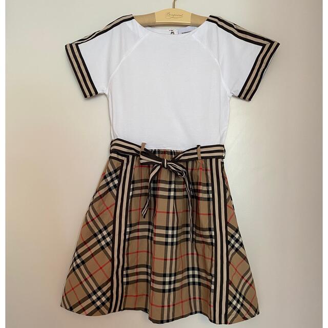 BURBERRY(バーバリー)のバーバリー　キッズ☆切り替えワンピース☆size8 キッズ/ベビー/マタニティのキッズ服女の子用(90cm~)(ワンピース)の商品写真