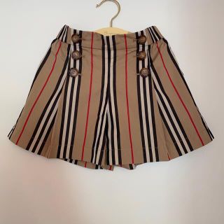 バーバリー(BURBERRY)のバーバリー　キッズ☆ショートパンツ☆size8(パンツ/スパッツ)