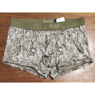 カルバンクライン(Calvin Klein)のカルバンクラインBLACK　新品　メンズ　ボクサーパンツ(スネーク/カーキS)(ボクサーパンツ)